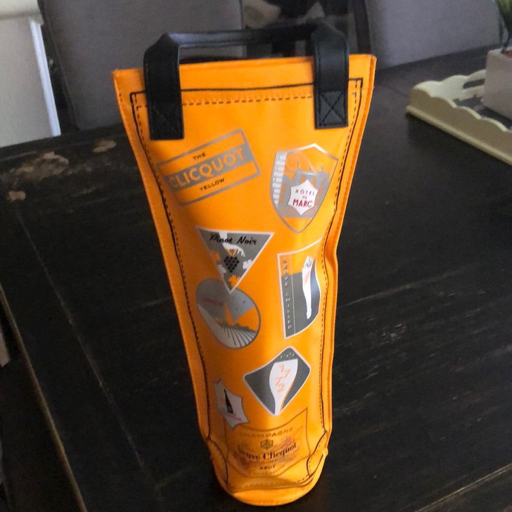 Veuve Clicquot insulated champagne bag